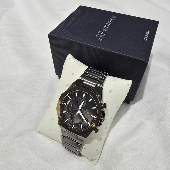 Casio Edifice Mens Watch - Picture 4 of 9